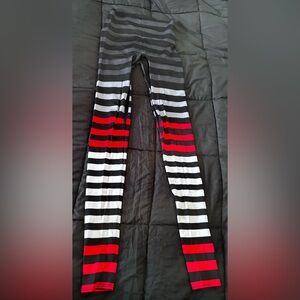 K-DEER Black and Red Striped Jennifer Leggings